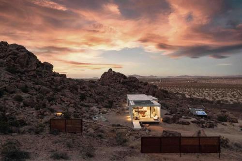 Prism A Boulder Playground W Pool & Spa