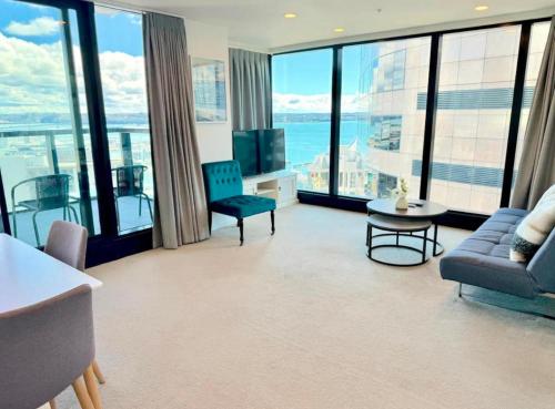Two-Bedroom Deluxe Apartment with Harbour View