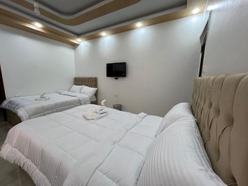 Giza pyramids Knight Inn Giza pyramids Knight Inn