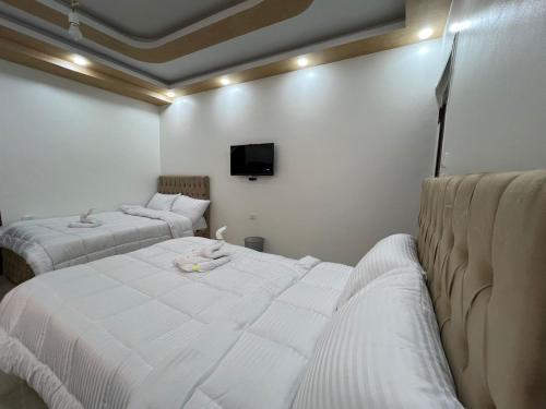 Giza pyramids Knight Inn Giza pyramids Knight Inn