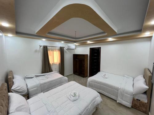 Giza pyramids Knight Inn Giza pyramids Knight Inn