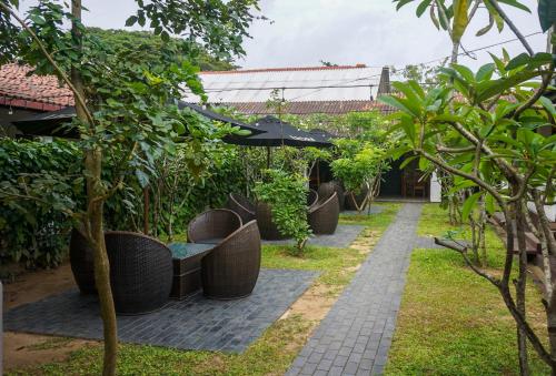 Taman, Rest House Matara in Matara