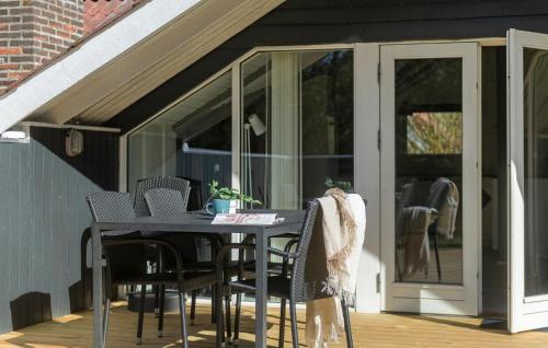  Holiday Home Fanø 57 in Sønderho