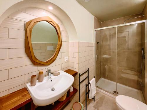 Basso 61 Urban Oasis with Private Mini Pool & Courtyard - Families & Groups, Palerme (photo 7)