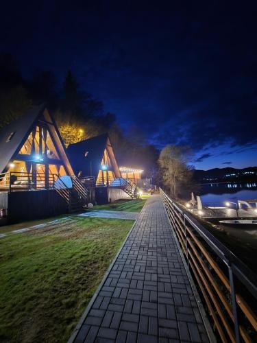 Chalet by the lake, Piatra Neamţ (Foto 4)