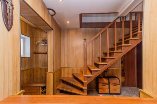 KOSMOS Guesthouse - Country house - Cottage - Quiet stretch by the sea and forest!
