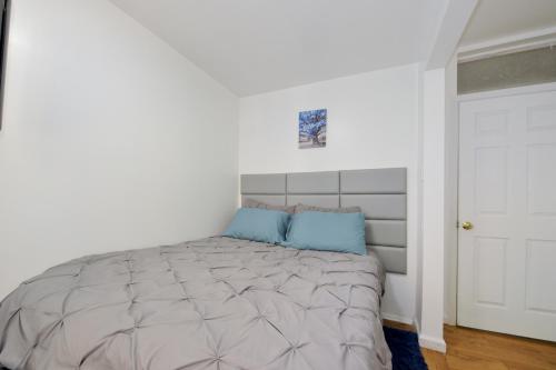 Cozy 2BR Apartment in the Heart of Chelsea, New York (photo 8)