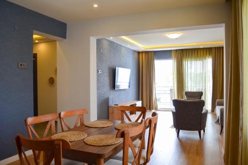 Deluxe Suite with City View & Balcony