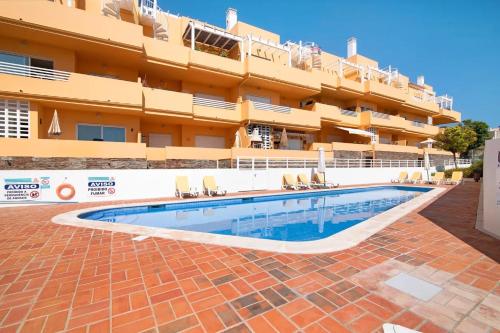 Two-Bedroom Apartment with Balcony image 1