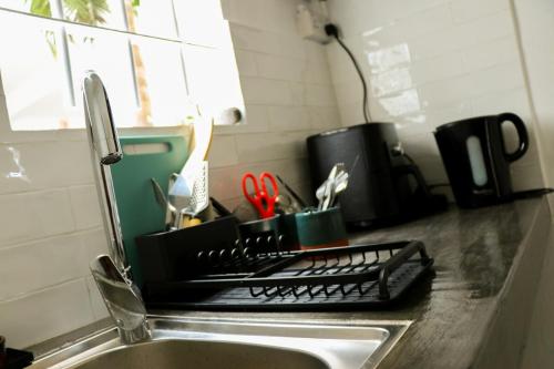 Konyha, Louise by the Sea in Pereybere