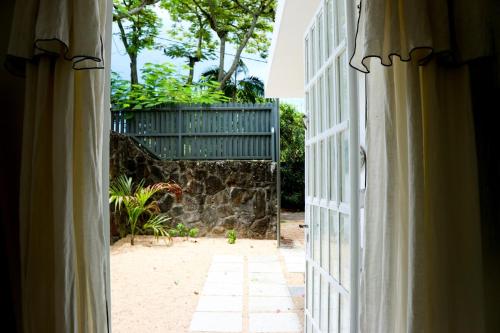 Kilátás, Louise by the Sea in Pereybere