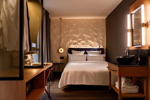 Economy Double Room room in Letoh Letoh Sevilla