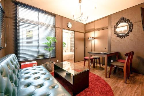Large space FUNHOUSE-TO Big apt 9min-Namba 3min-Umeda USJ