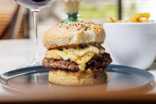 Hotel Golden Tulip Montpellier Centre St Roch - image 7