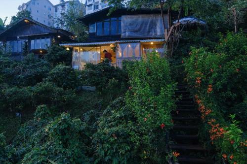 Cú Trên Cây Homestay - 숙소 외관