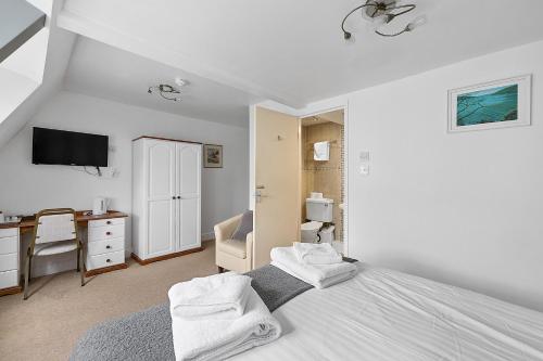 Imperial Plymouth - image 8