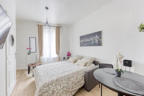 Fully-equipped studio Paris Disneyland RER E RER A in Le Perreux-sur-Marne