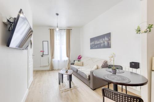 Fully-equipped studio Paris Disneyland RER E RER A in Le Perreux-sur-Marne