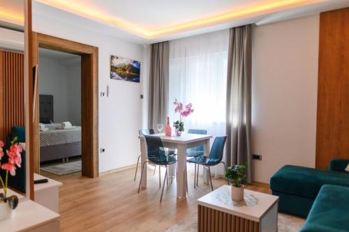 BOŽUR apartmani, kod hotela Sunce (BOZUR apartmani, kod hotela Sunce) in Soko Banja