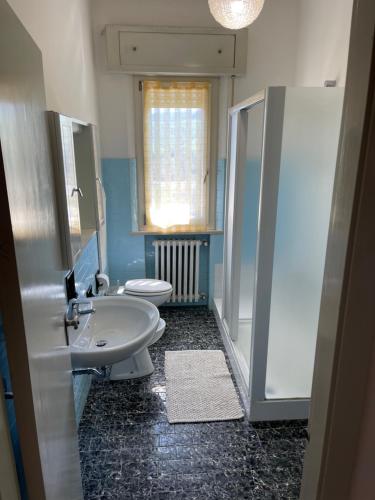 3 bedrooms, 4 beds