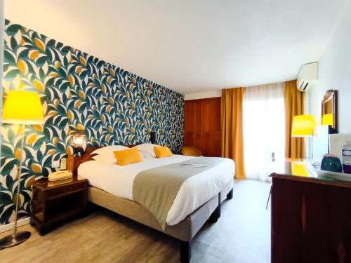 Hotel Des Tuileries - image 10