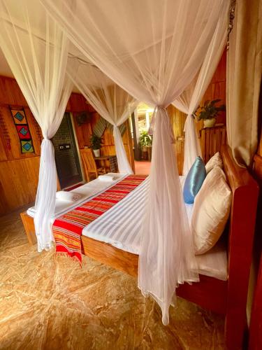 Double Room image 8