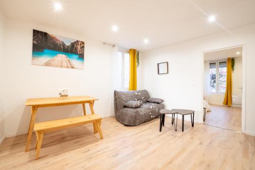 Budget apart downtown with parking - Location saisonnière - Charleville-Mézières