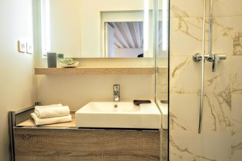 Molière ChicSuites - image 2