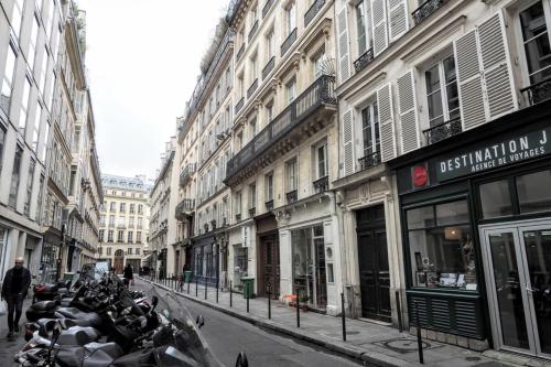 Molière ChicSuites - image 6