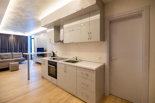 주방, Sea & Sand Hotel in 벌라