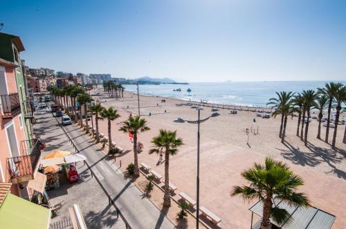 Two-Bedroom Apartment with Sea View image 9
