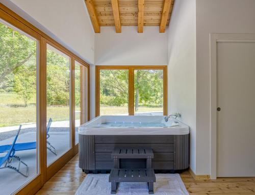 Agriturismo Fattoria Carolina - Friuli Venezia Giulia - Val d'Arzino in Vito dʼAsio