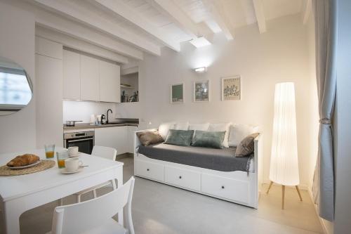 2 Bedrooms De Angeli - 20 minuti dal Salone del Mobile, Mailand