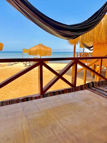Love beach camp in Qesm Nwebaa