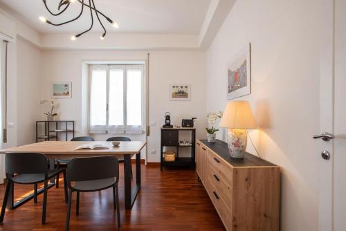 Carpegna Park Apartment by Cornelia subway, Roma