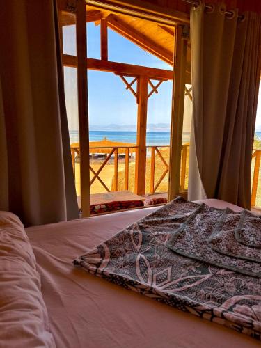 Love beach camp in Qesm Nwebaa