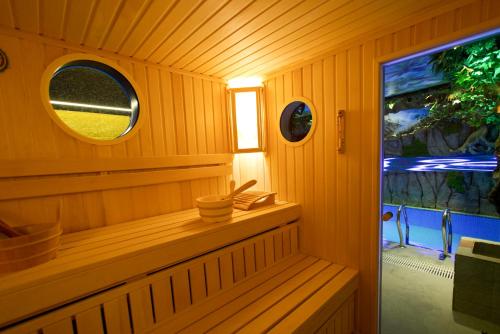 sauna, Carat Hotel Yerevan in Erévan