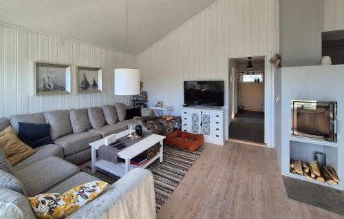 Lovely Home In Mosterhamn With Sauna in Mosterhamn