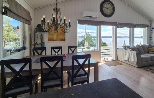 virtuve, Lovely Home In Mosterhamn With Sauna in Mosterhamn