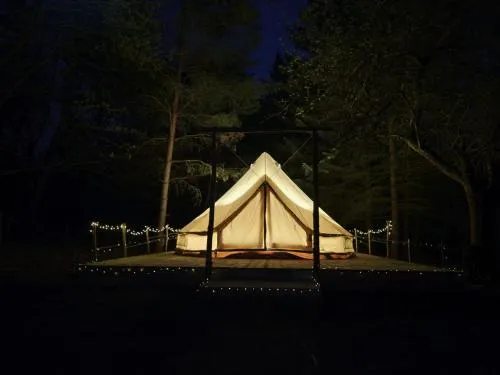 Whispering Pines in Altsorgefeld, Deutschland