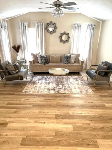 Goshen Golf Stay Peaceful 4BR Retreat Near Courses in โอลด์ ซาแวนนาห์