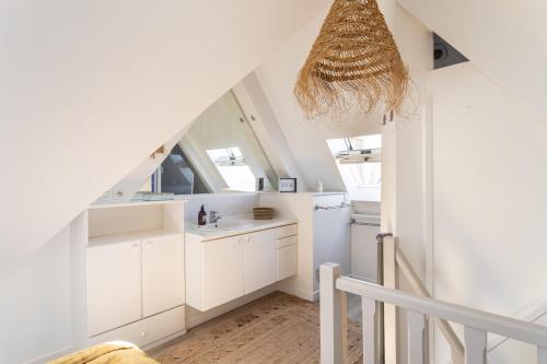 حمام, Le Tourmentin - Vue Port in Lacite