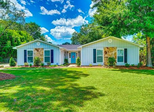 Goshen Golf Stay Peaceful 4BR Retreat Near Courses in โอลด์ ซาแวนนาห์