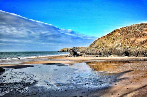 Trem y Gorwel Aberporth Trem y Gorwel Aberporth