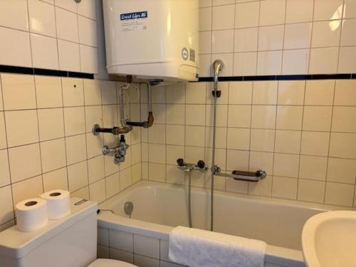 Centrally located studio nearby lake - Cross 8, Zurigo (foto 8)