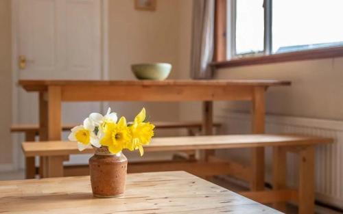 Findhorn Ecovillage Escape - Dianne's in Forres