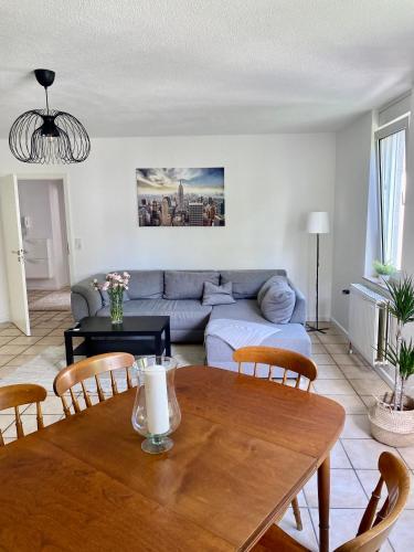 Spacious 3-Bed Apartment WiFi, Netflix, Self Check-in in Wuppertal, Deutschland