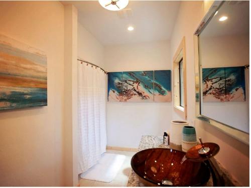 Stunning and Modern Cabin Rental near Beavers Bend State Park, Oklahoma