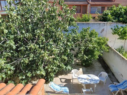Facilities, Habitacion Doble Camas Separadas Toledo in Azucaica