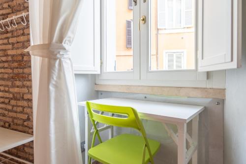 Secret Studio Retreat in the Heart of the Ghetto by Houseeds, Рим (фото 4)